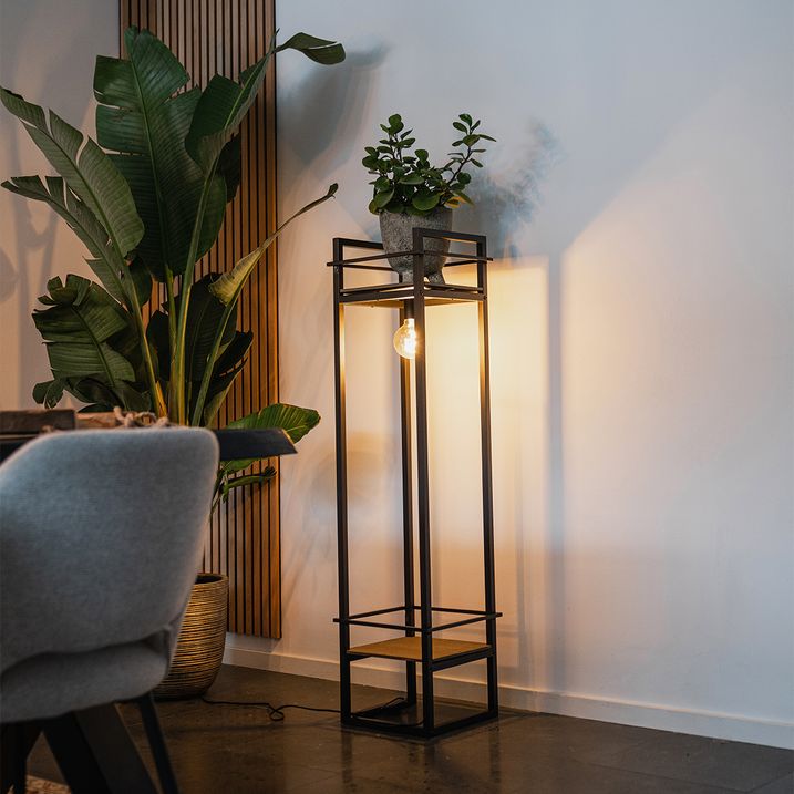 qazqa Industriële vloerlamp zwart met hout - Cage Rack