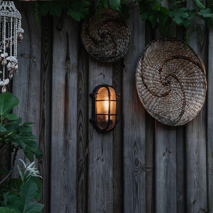 qazqa Industriële wand- en plafondlamp zwart ovaal IP44 - Noutica