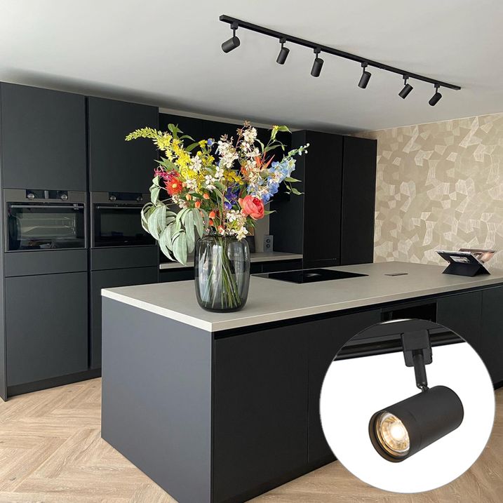 qazqa Modern railsysteem met 6 spots zwart 1-fase 200cm - Iconic Jeana qazqa Modern railsysteem met 6 spots zwart 1-fase 200cm - Iconic Jeana