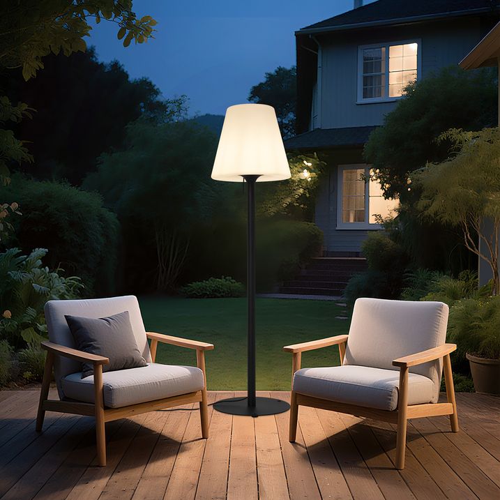 qazqa Moderne buiten vloerlamp zwart met witte kap IP44 - Big Virginia