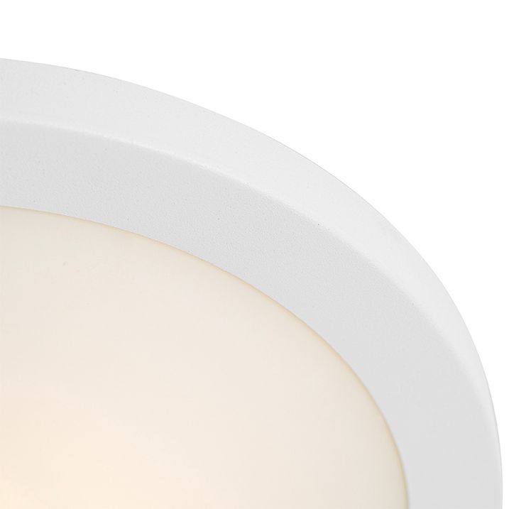 Qazqa Moderne Plafonnière Wit 31 Cm IP44 - Yuma