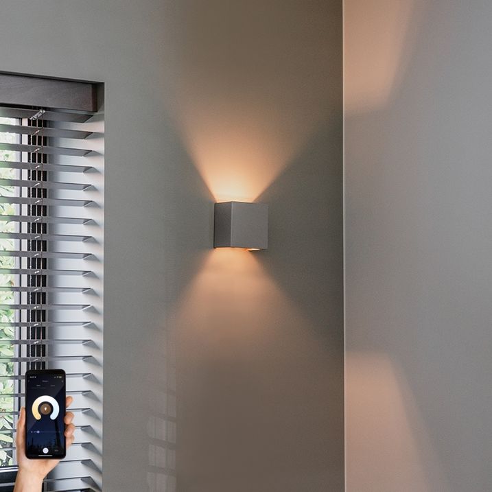 qazqa Smart wandlamp beton met lichteffect incl. Wifi G9 - Meave