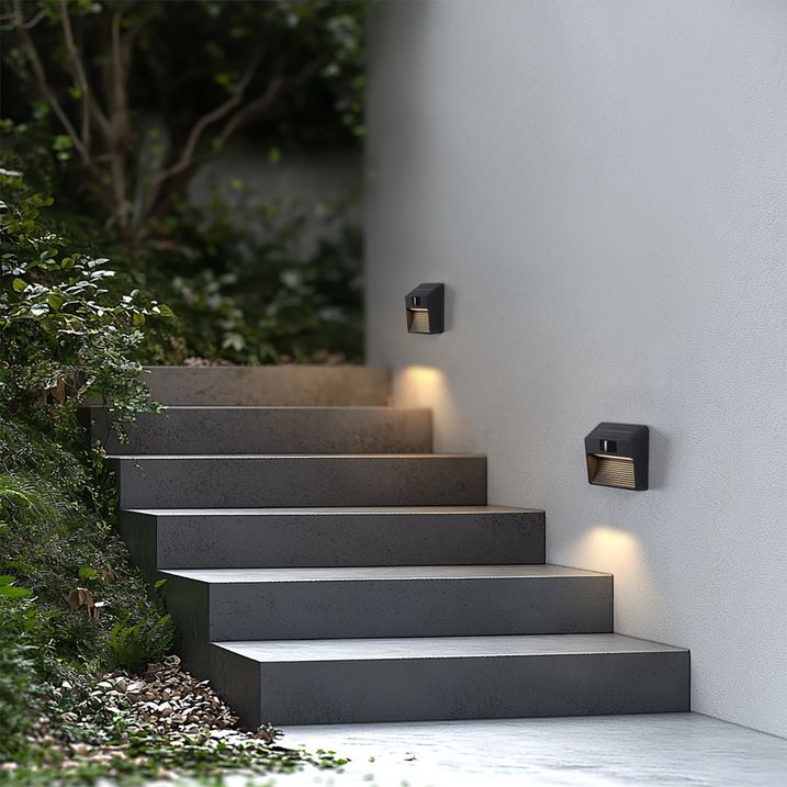 qazqa Wandlamp zwart incl. LED IP54 met bewegingssensor solar - Border