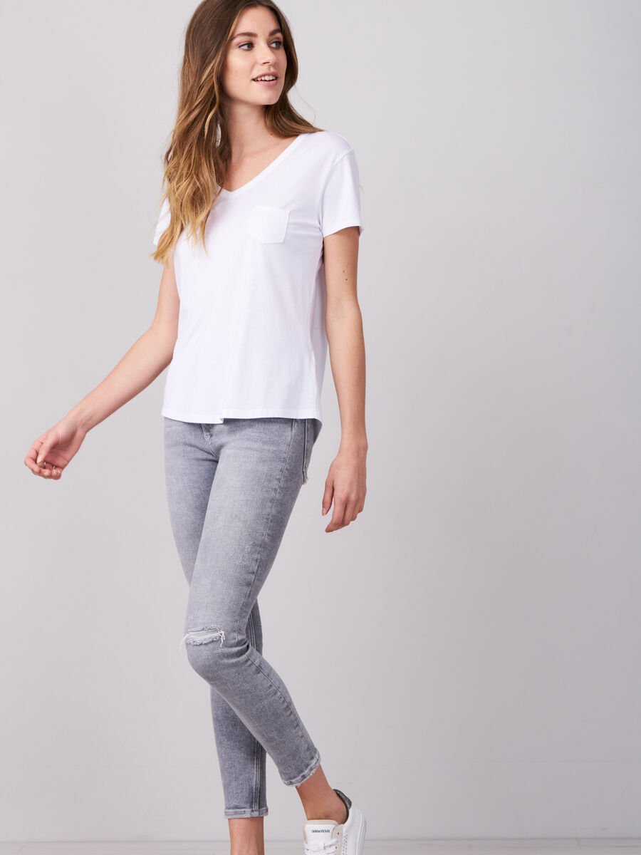 Repeat Cashmere Basic Dames T-shirt Met V-hals En Borstzak