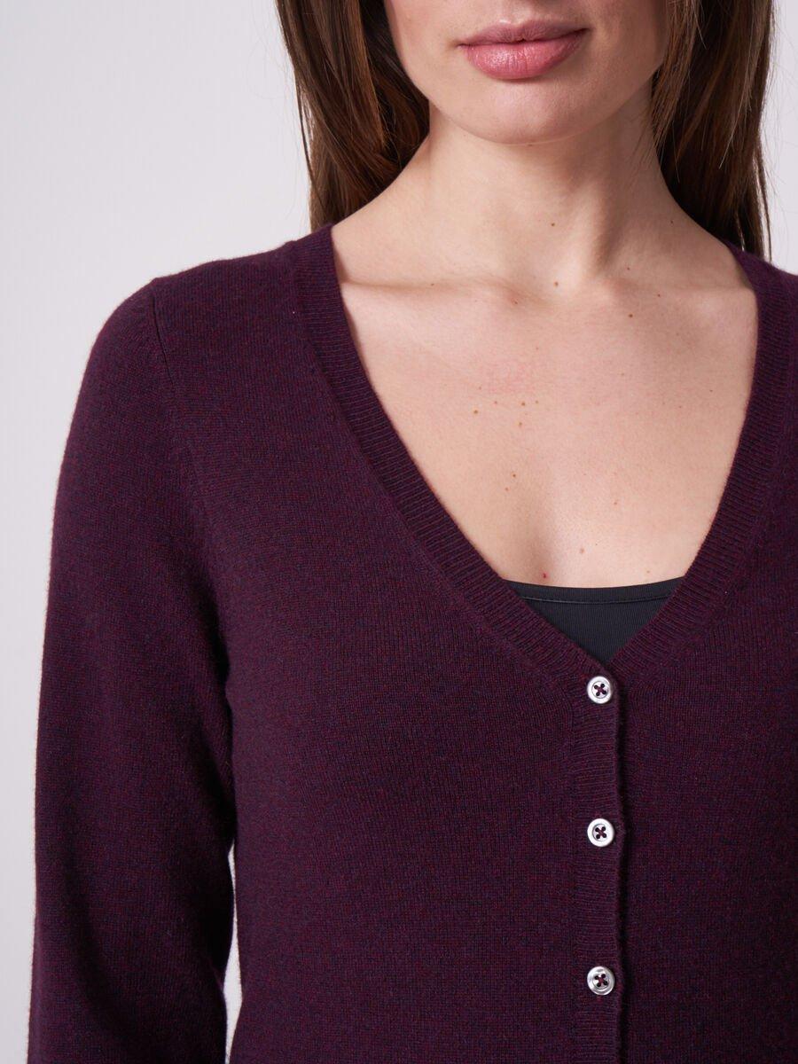 Repeat Cashmere Basic Fijngebreid Vest Met V-hals Van Biologisch Cashmere