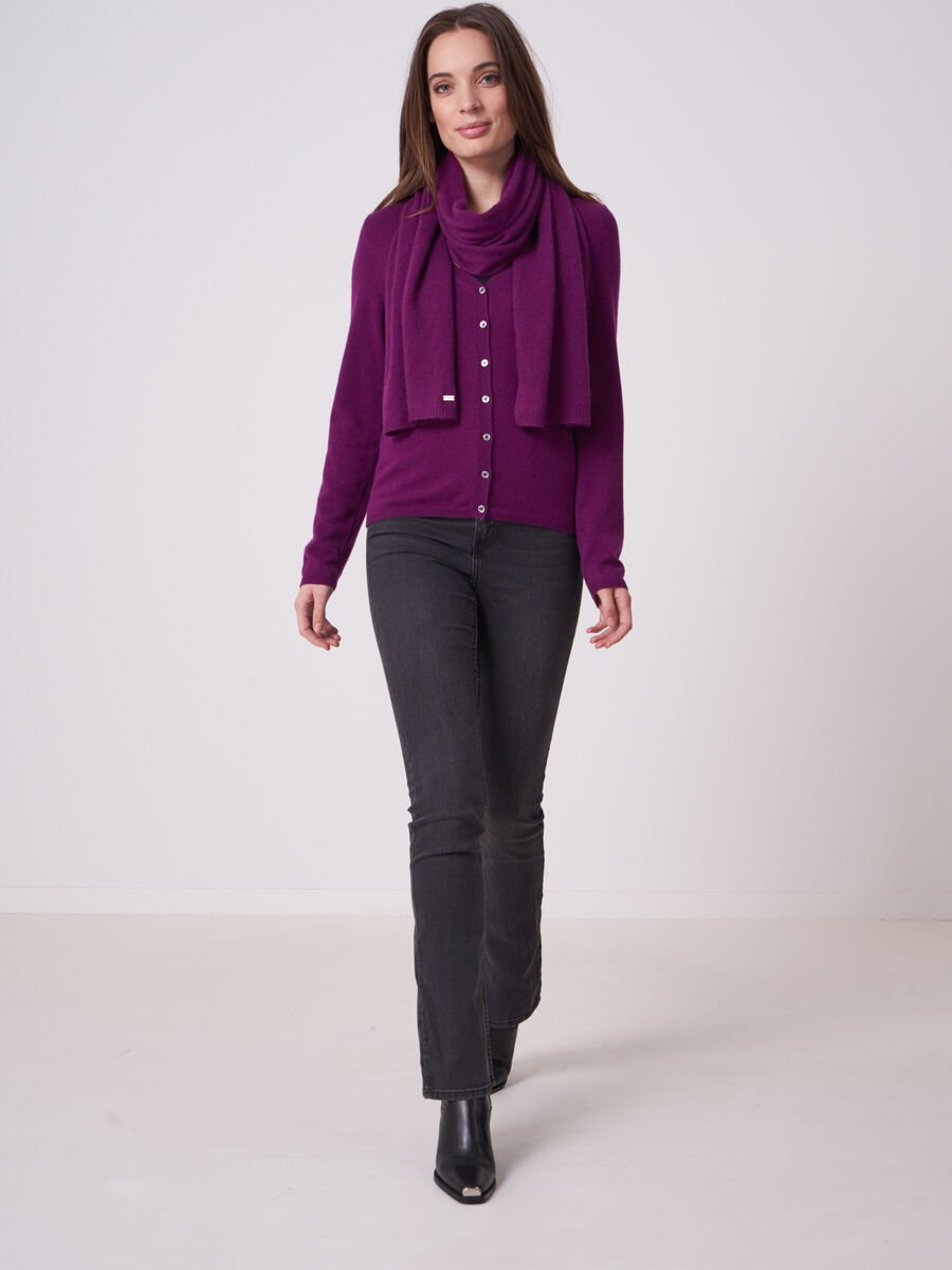 Repeat Cashmere Basic Fijngebreid Vest Met V-hals Van Biologisch Cashmere