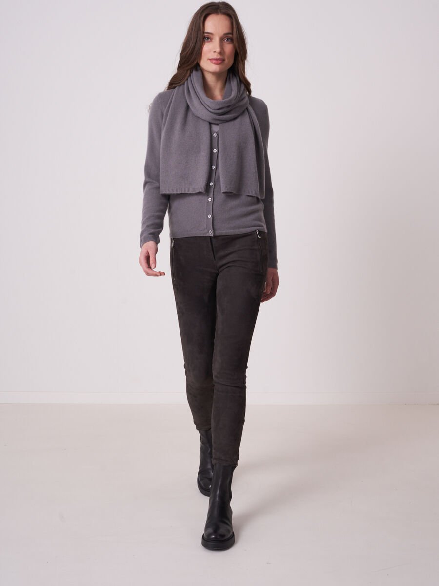 Repeat Cashmere Basic Fijngebreid Vest Met V-hals Van Biologisch Cashmere