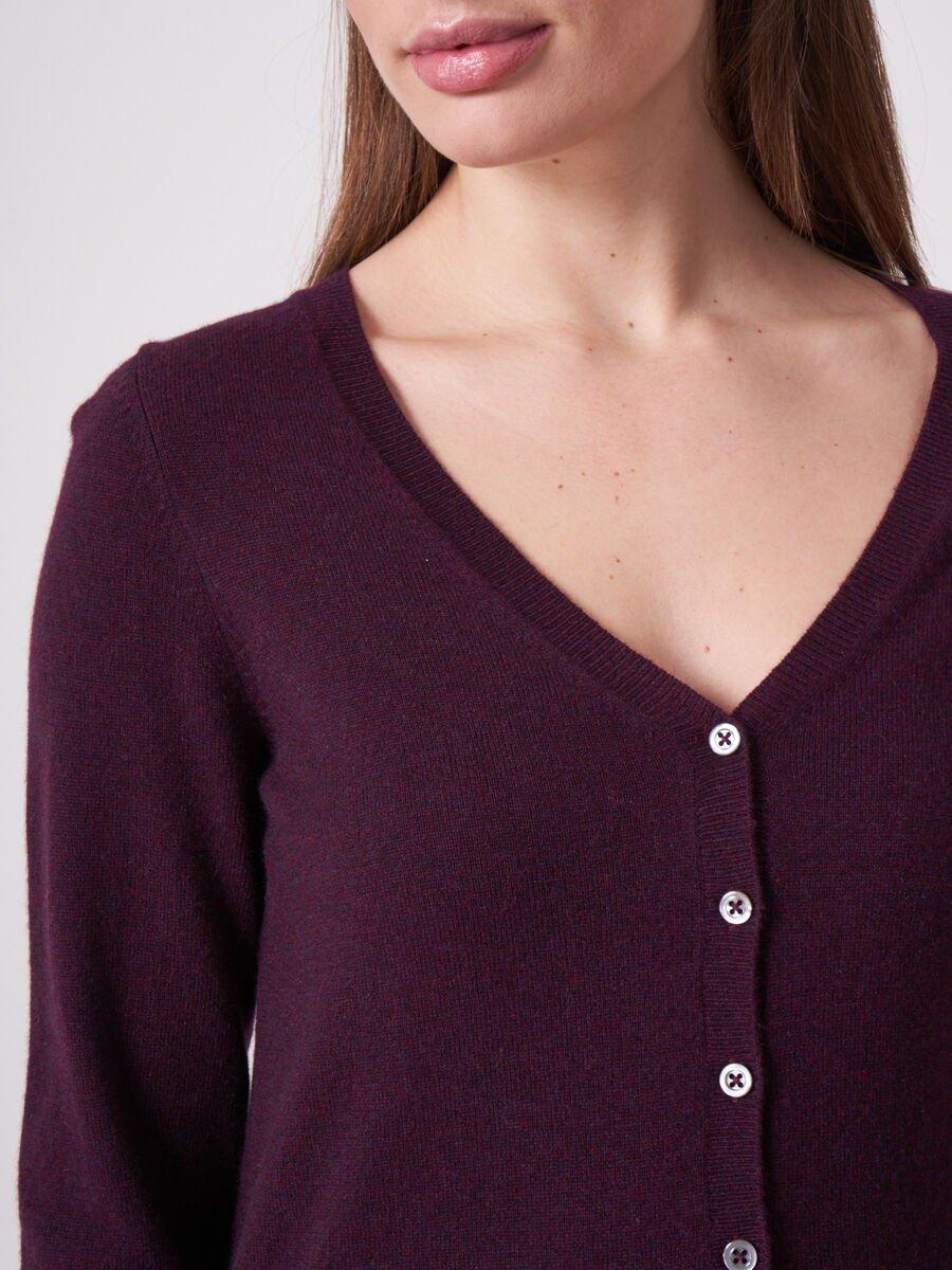 Repeat Cashmere Basic Fijngebreid Vest Met V-hals Van Biologisch Cashmere