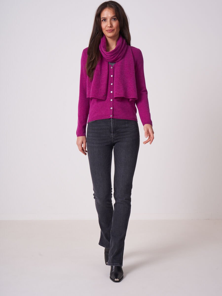 Repeat Cashmere Basic Fijngebreid Vest Met V-hals Van Biologisch Cashmere