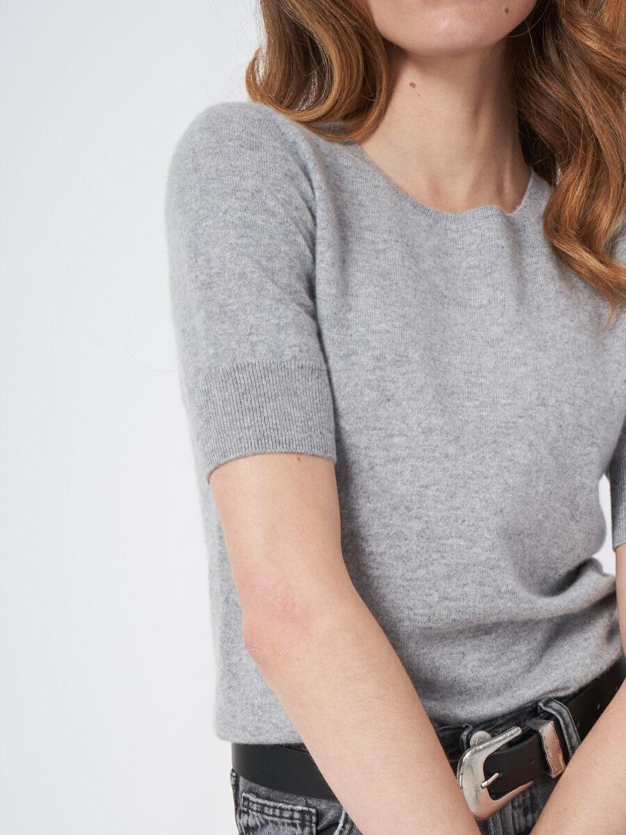 Repeat Cashmere Basic Korte Mouw Organisch Cashmere Trui