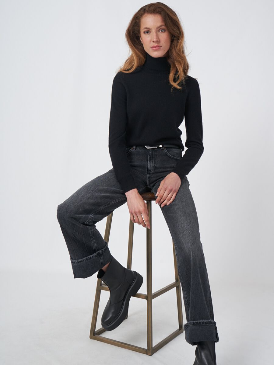 repeat cashmere Basic organisch cashmere trui met rolkraag