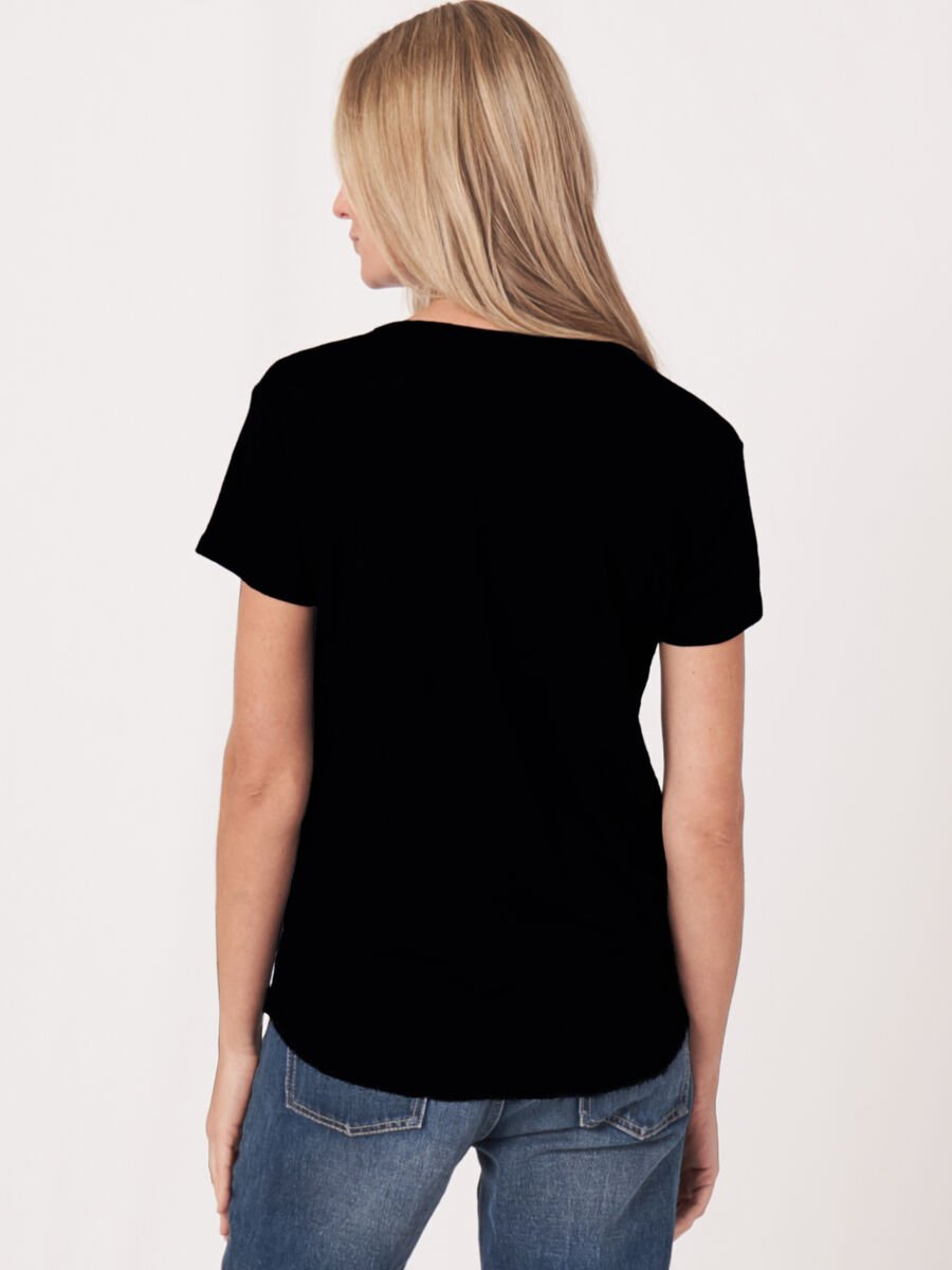 Repeat Cashmere Basic V-hals T-shirt Met Borstzakje Van Zuiver Linnen