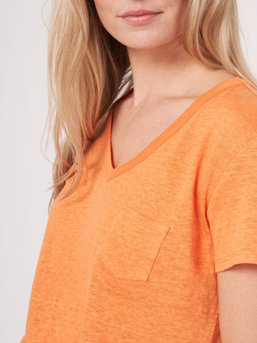 Repeat Cashmere Basic Zuiver Linnen V-hals T-shirt Met Borstzakje