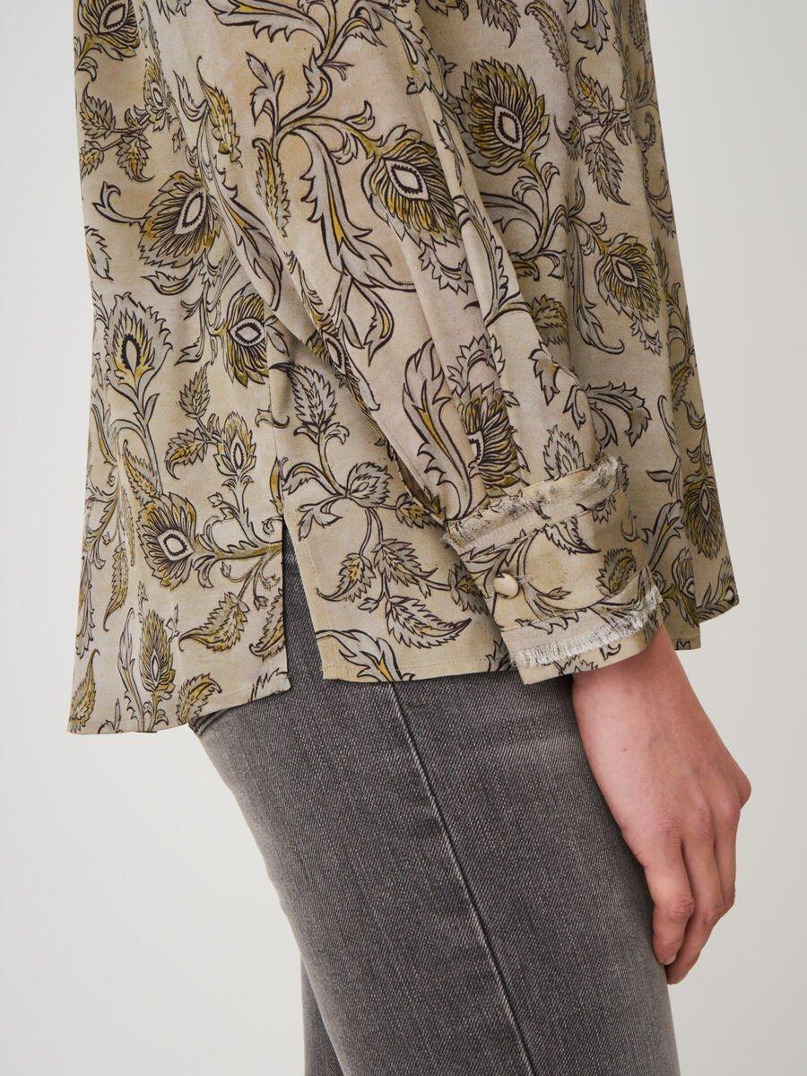 Repeat Cashmere Blouse In Paisley Print Met Mao Kraag