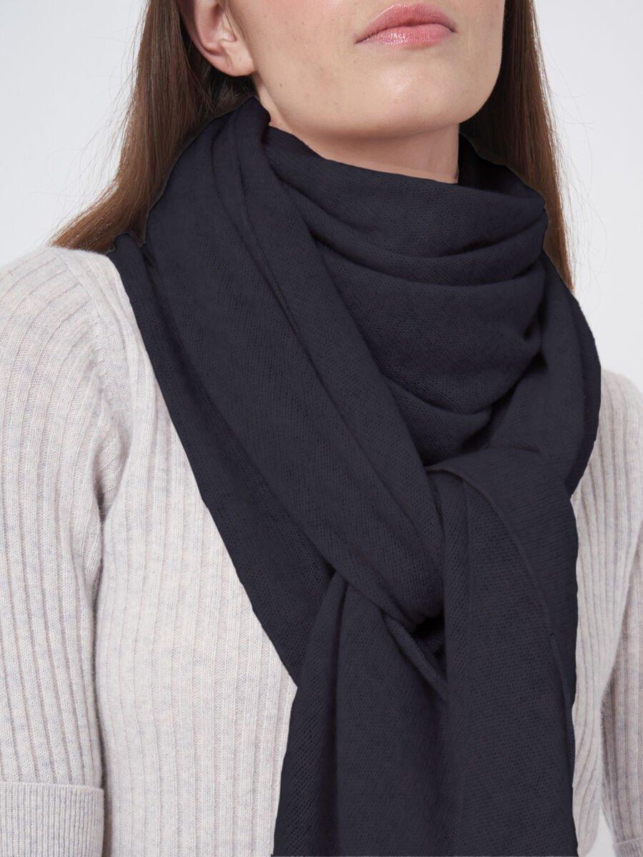 Repeat Cashmere Fijngebreide Organisch Cashmere Driehoekige Sjaal