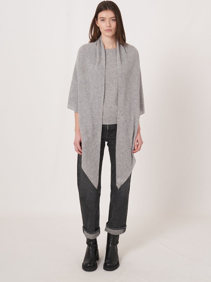 Repeat Cashmere Fijngebreide Organisch Cashmere Driehoekige Sjaal
