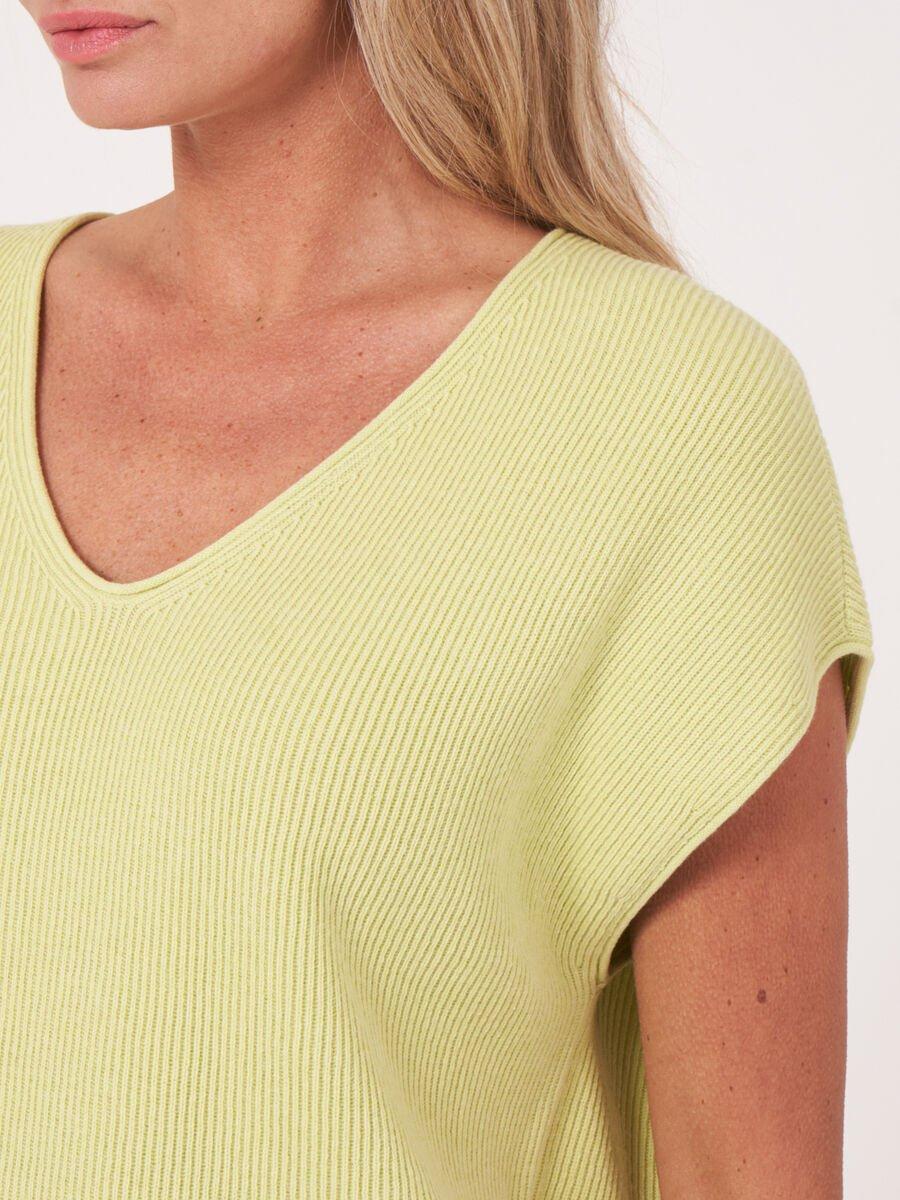 Repeat Cashmere Gebreide V-hals Top Met Fijne Ribtextuur Van Cashmere-katoenmix