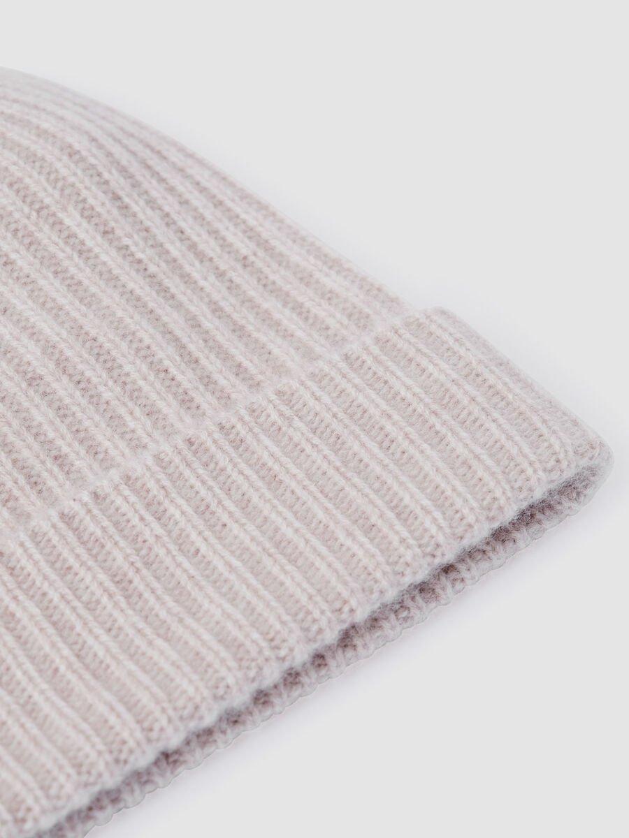 Repeat Cashmere Geribde Muts Van Biologisch Cashmere