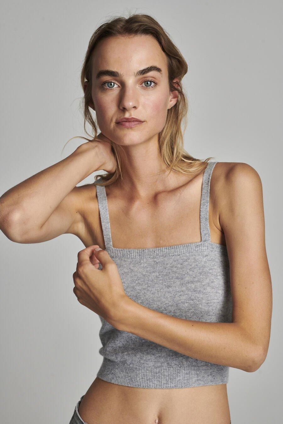 repeat cashmere Kort gebreid topje met spaghettibandjes van cashmere