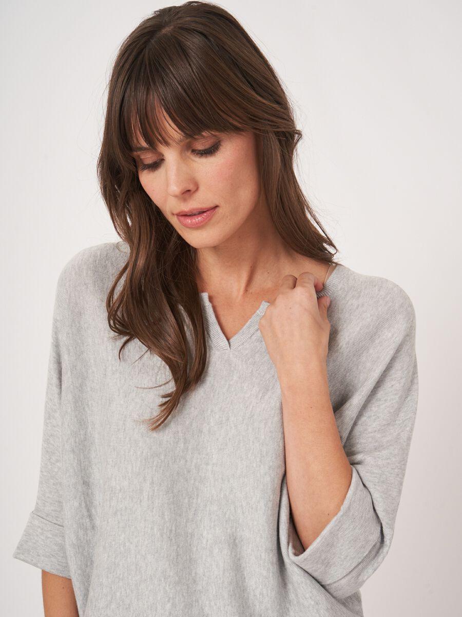 Repeat Cashmere Losvallende Fijn Gebreide Batwing Trui Van Katoenmix