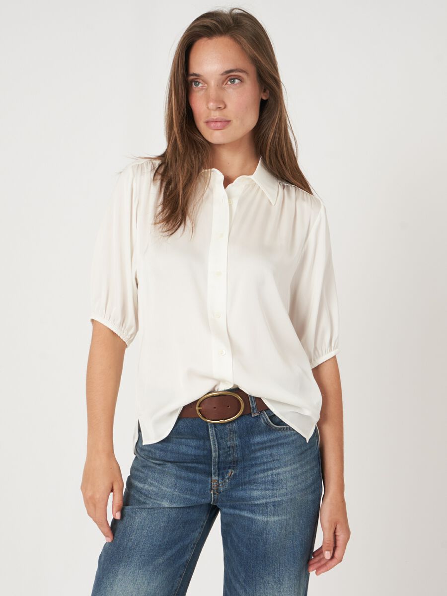 repeat cashmere Losvallende overhemdblouse met pofmouwen