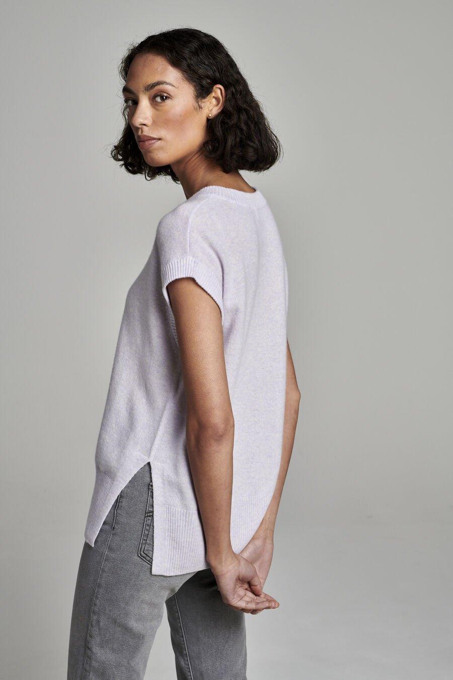 Repeat Cashmere Mouwloze Cashmere Trui Met Ronde Hals En Split Opzij