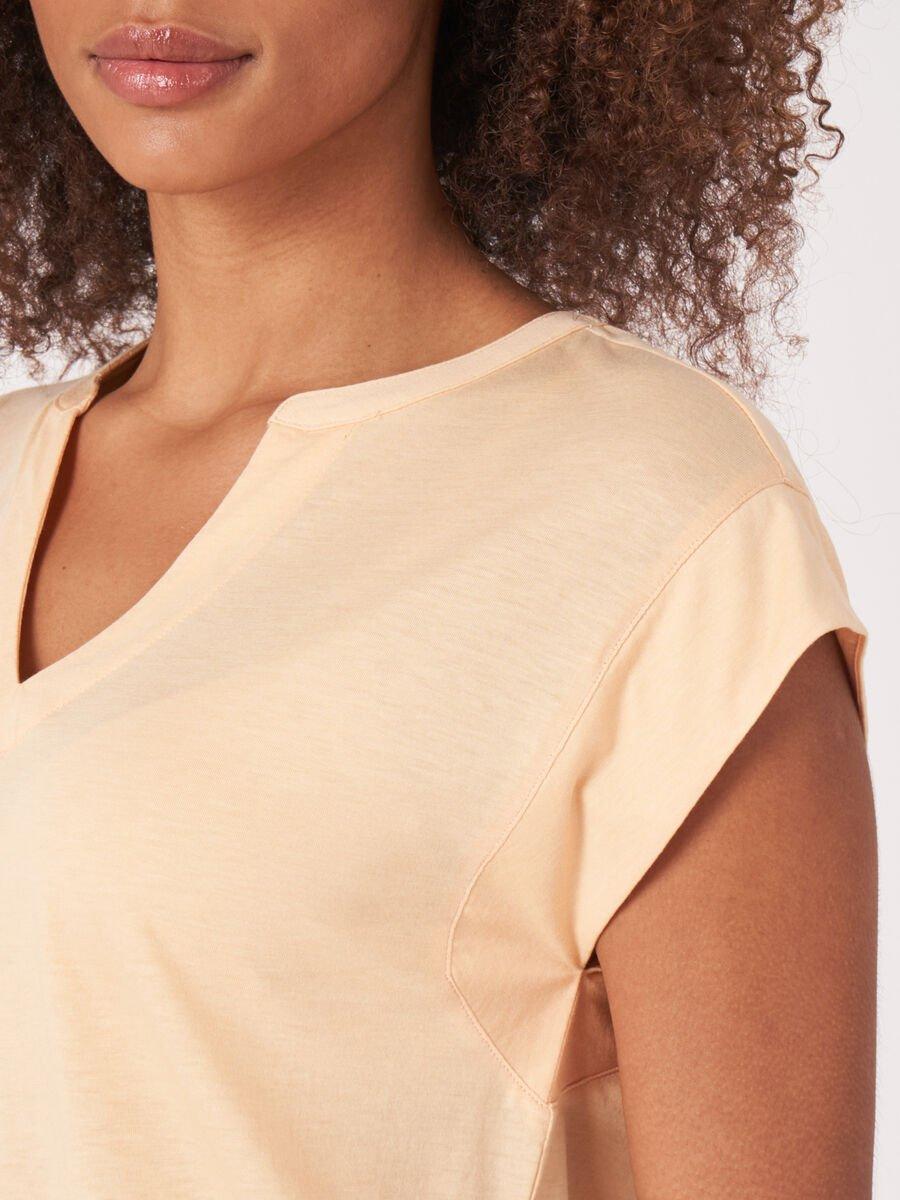 Repeat Cashmere Mouwloze Top Met Ronde Hals Met Split