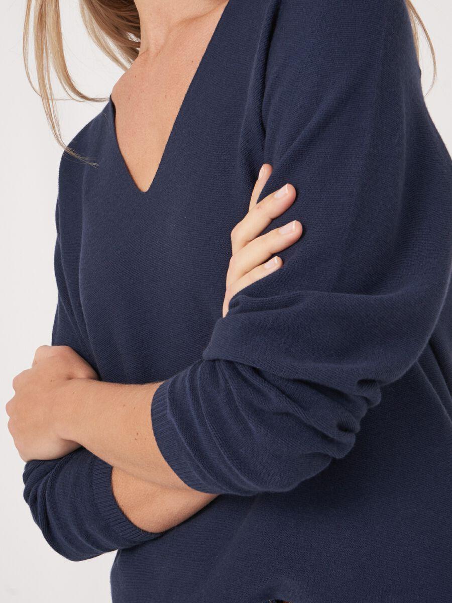 Repeat Cashmere Naadloos Gebreide V-hals Trui Van Cashmere En Katoen