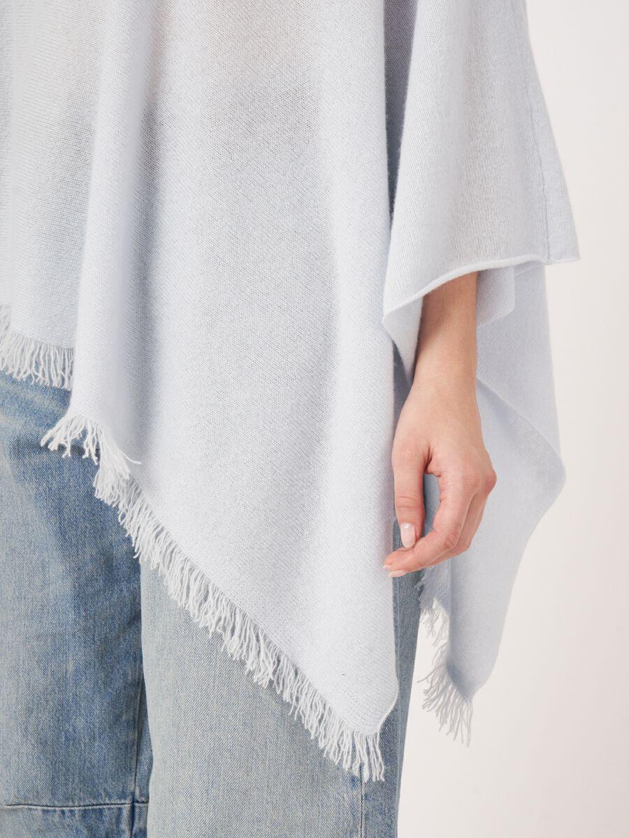 Repeat Cashmere Organisch Cashmere Poncho Met Franjes