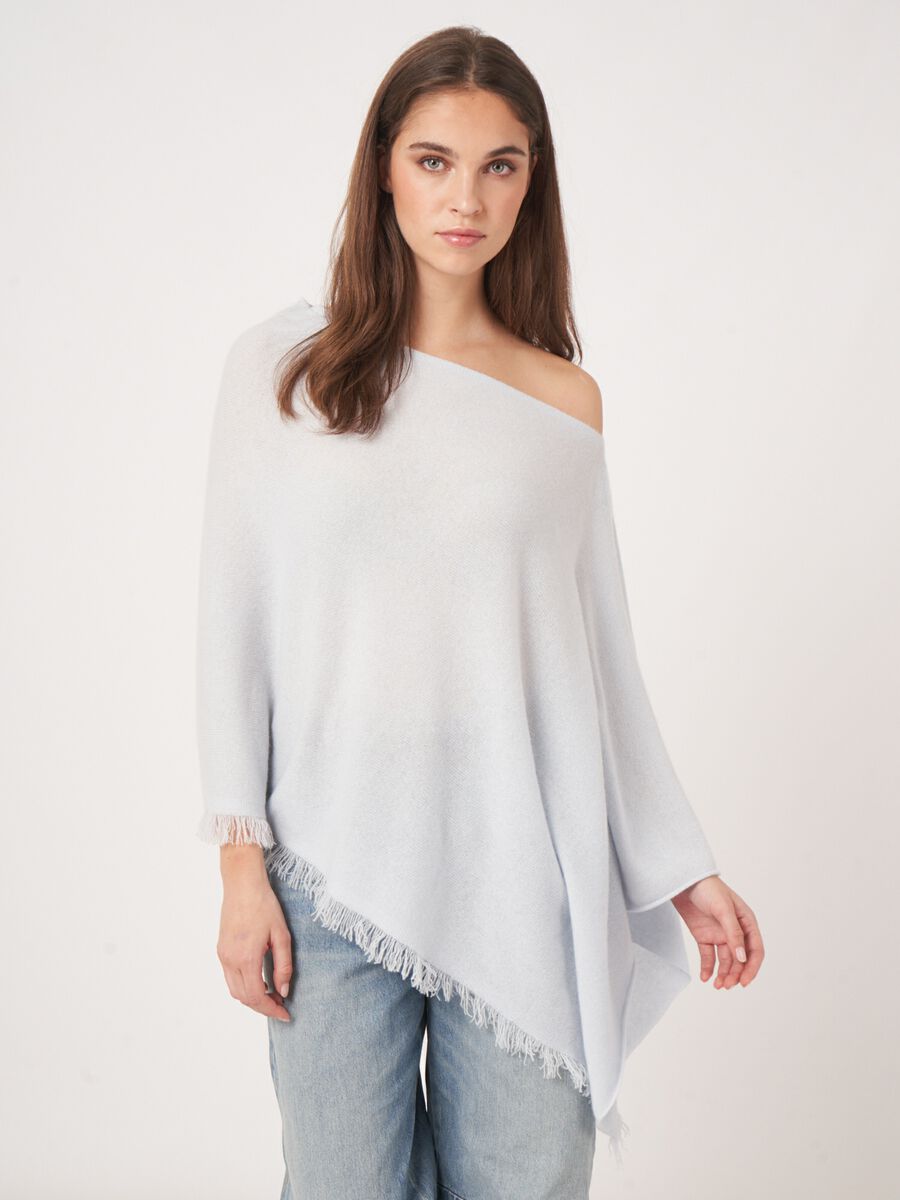 repeat cashmere Organisch cashmere poncho met franjes