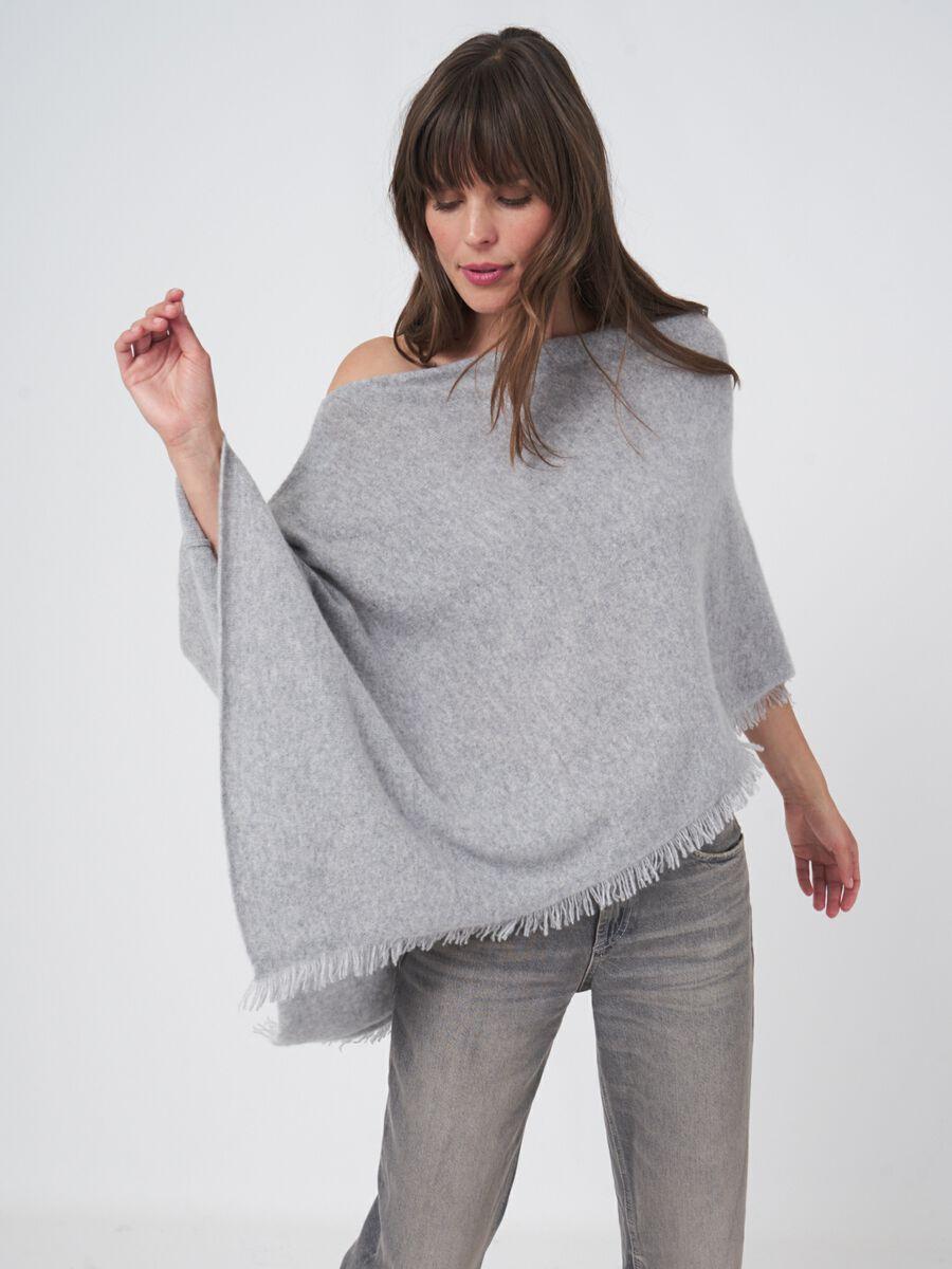repeat cashmere Organisch cashmere poncho met franjes