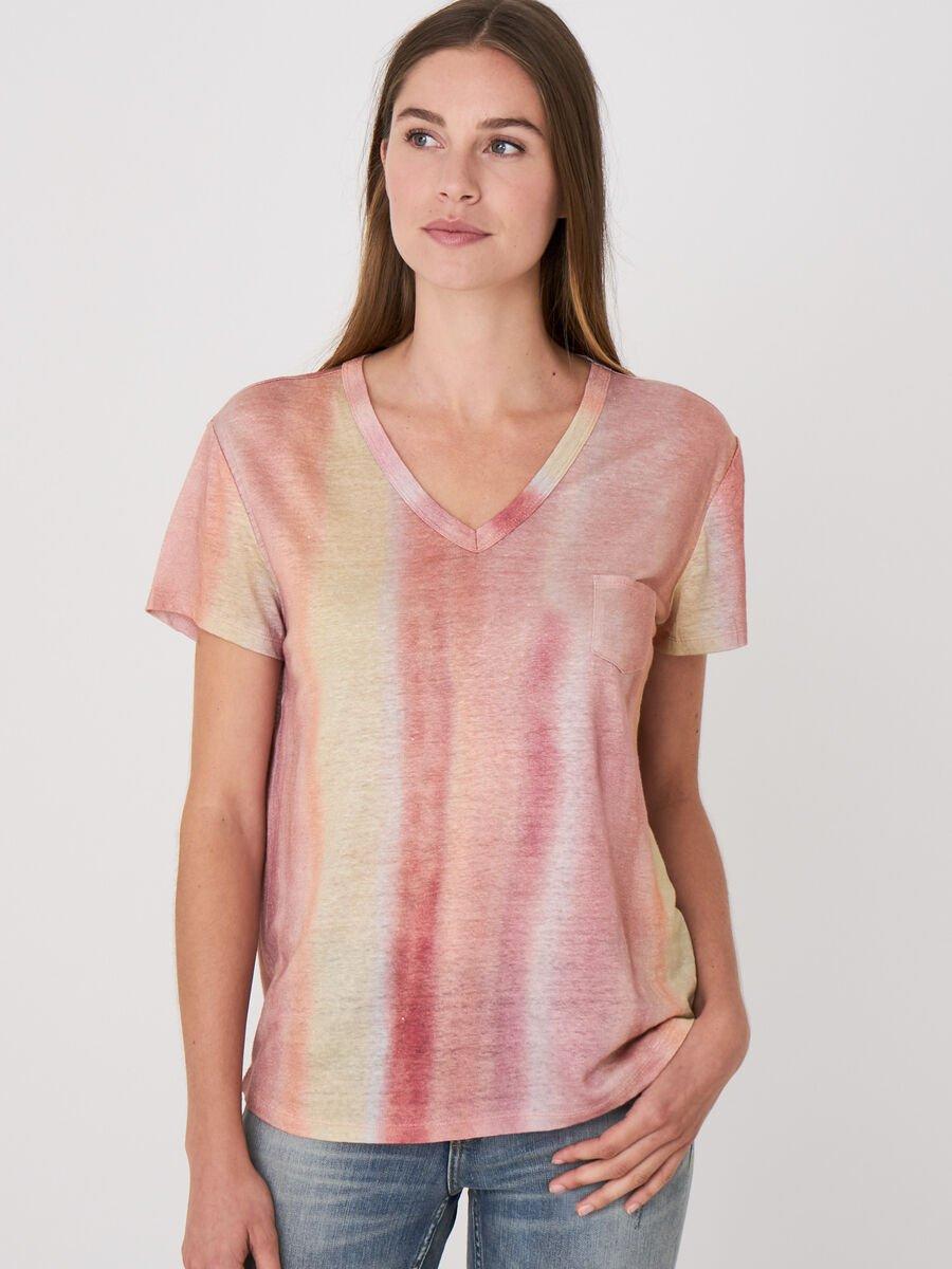 repeat cashmere Puur linnen V-hals T-shirt met tie dye print