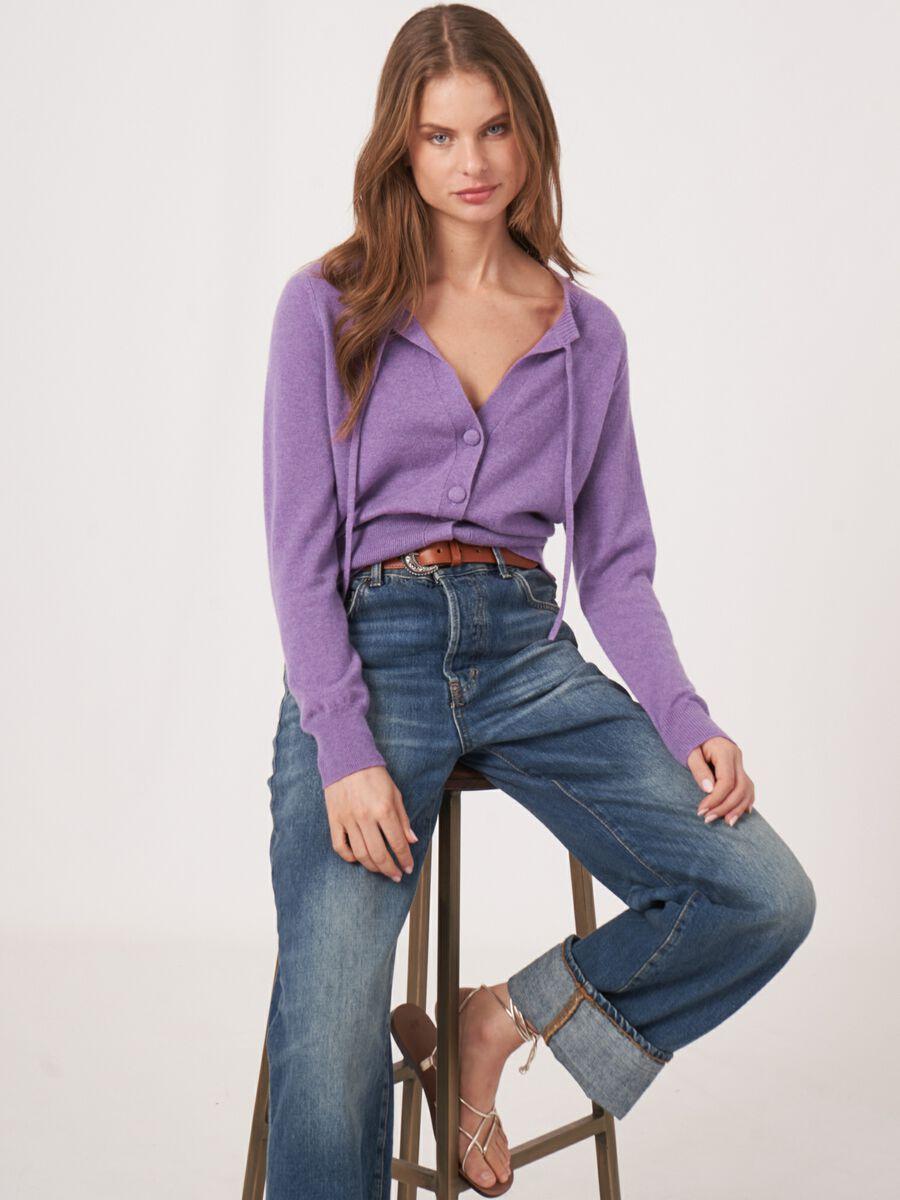 repeat cashmere Cashmere vest met strikkoord