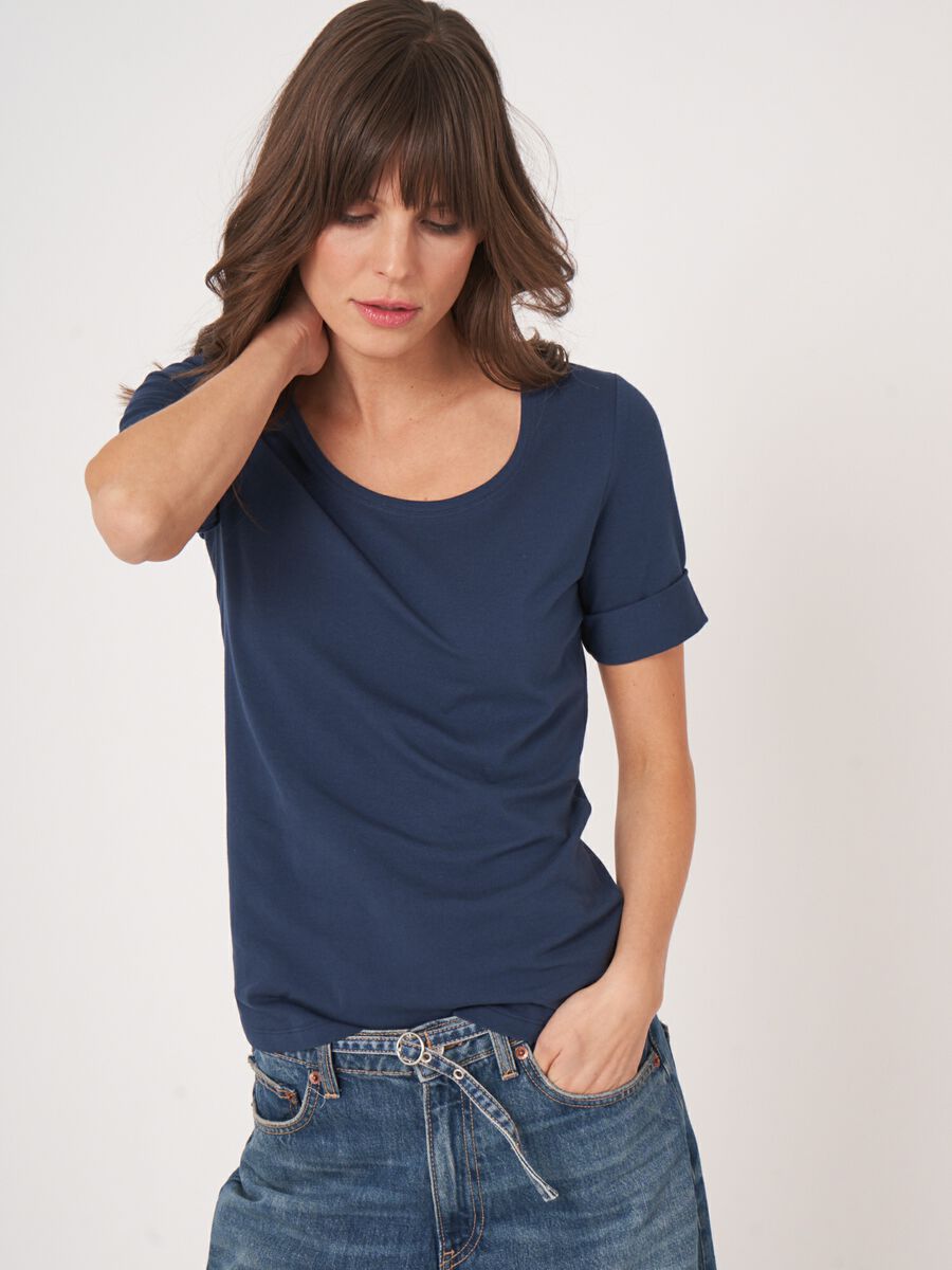 repeat cashmere Dames T-shirt met opgerolde mouwen