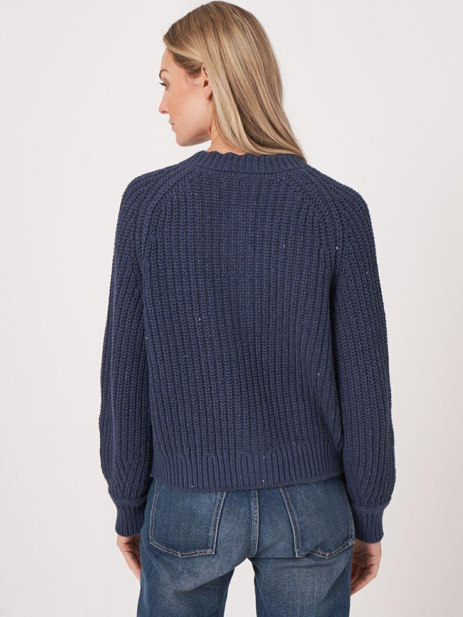 Repeat Cashmere Grof Gebreid Ribvest Met Zakken