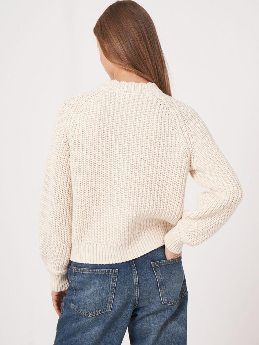 Repeat Cashmere Grof Gebreid Ribvest Met Zakken