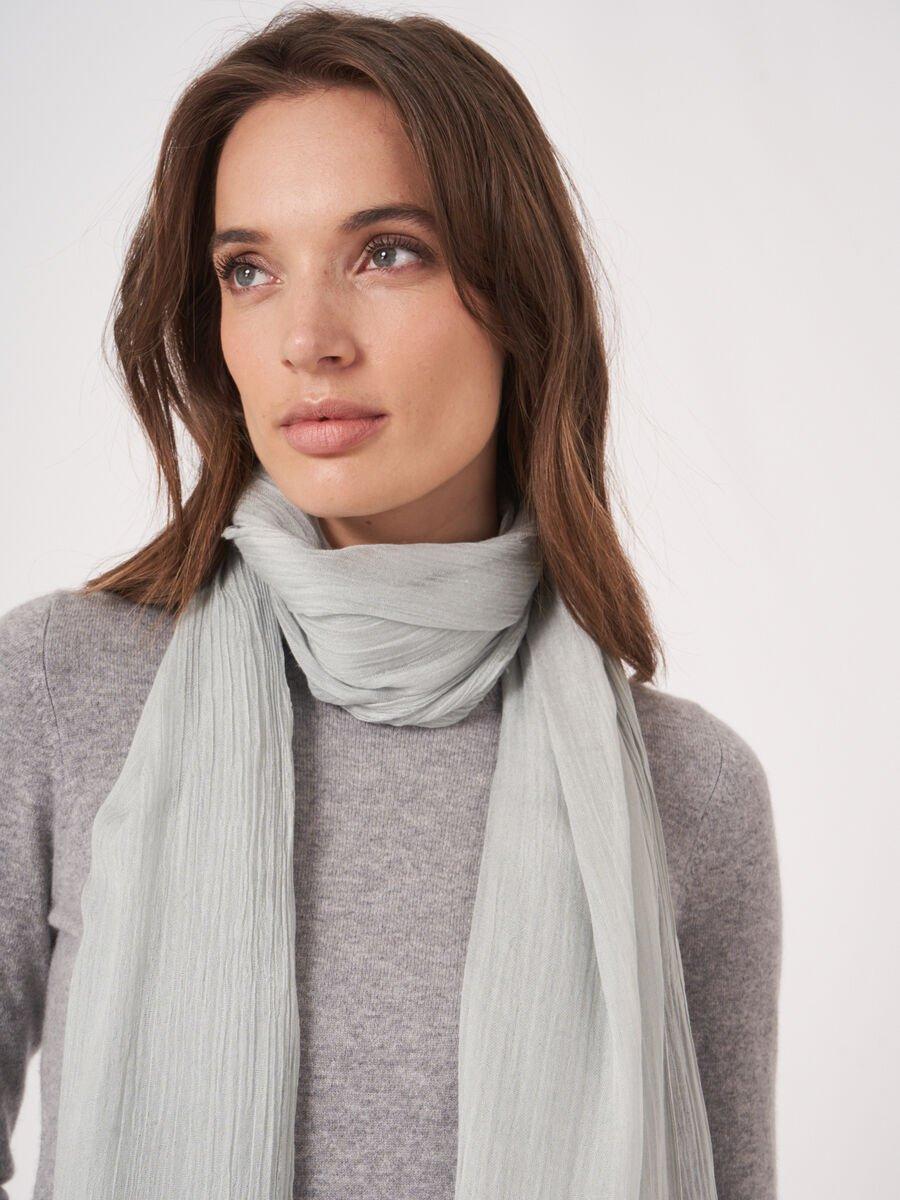 Repeat Cashmere Lichte Sjaal In Gekreukte Look