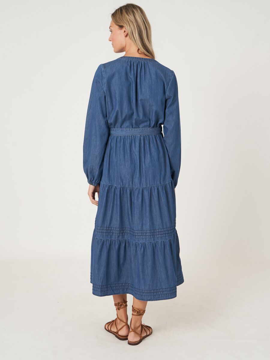 Repeat Cashmere Middellange Gelaagde Denim Jurk