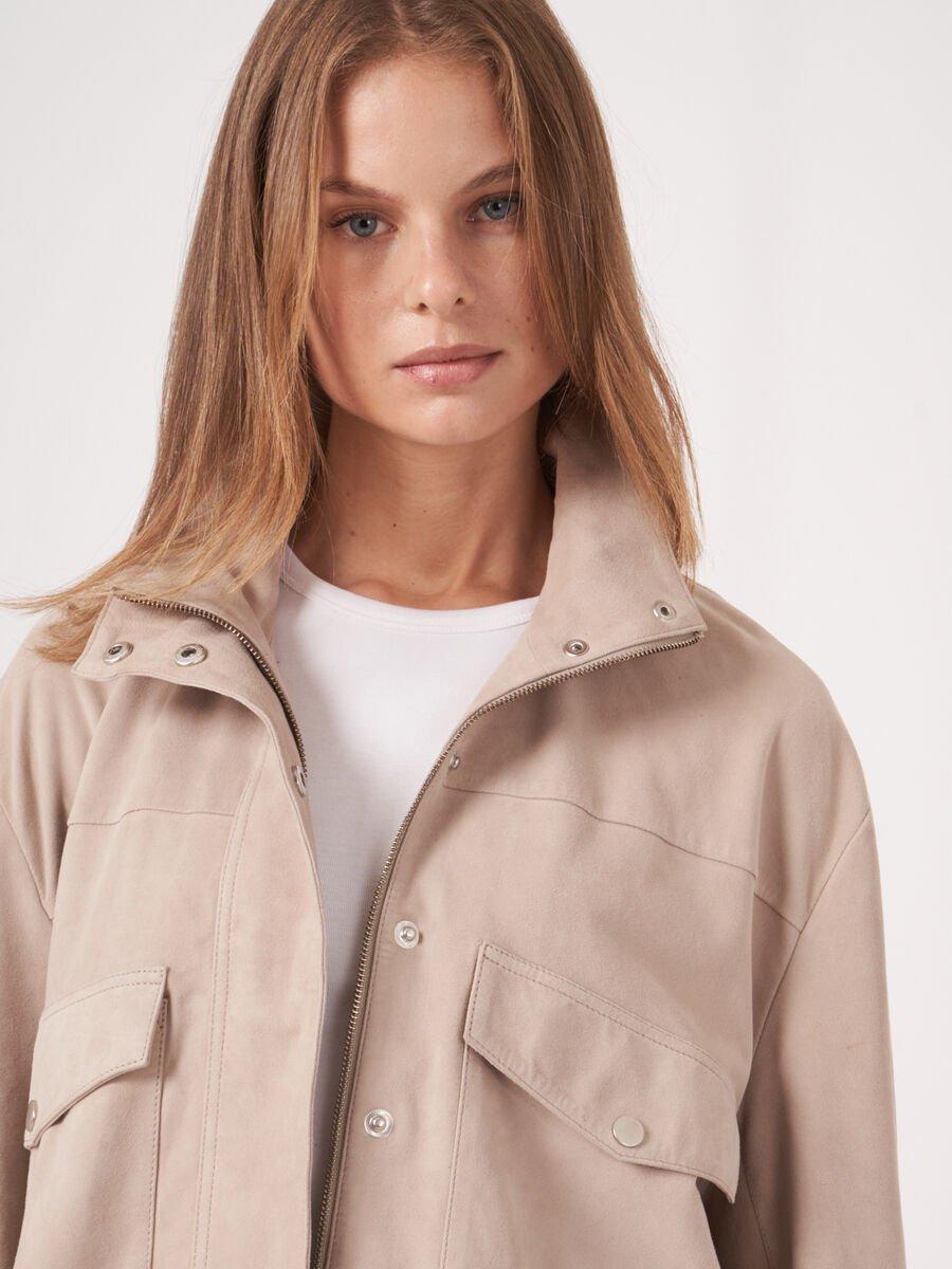 Repeat Cashmere Suède Jas Met Oversized Zakken