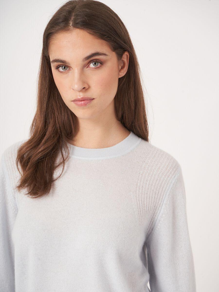 Repeat Cashmere Ronde Hals Cashmere Trui Met Schouderdetail