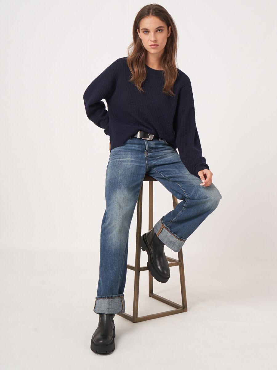 Repeat Cashmere Ronde Hals Cashmere Trui Met Structuur En Wijde Mouwen