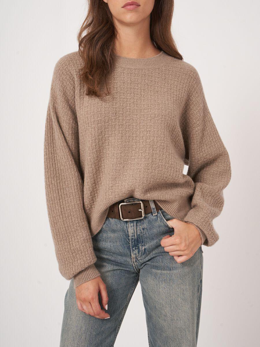 Repeat Cashmere Ronde Hals Cashmere Trui Met Structuur En Wijde Mouwen