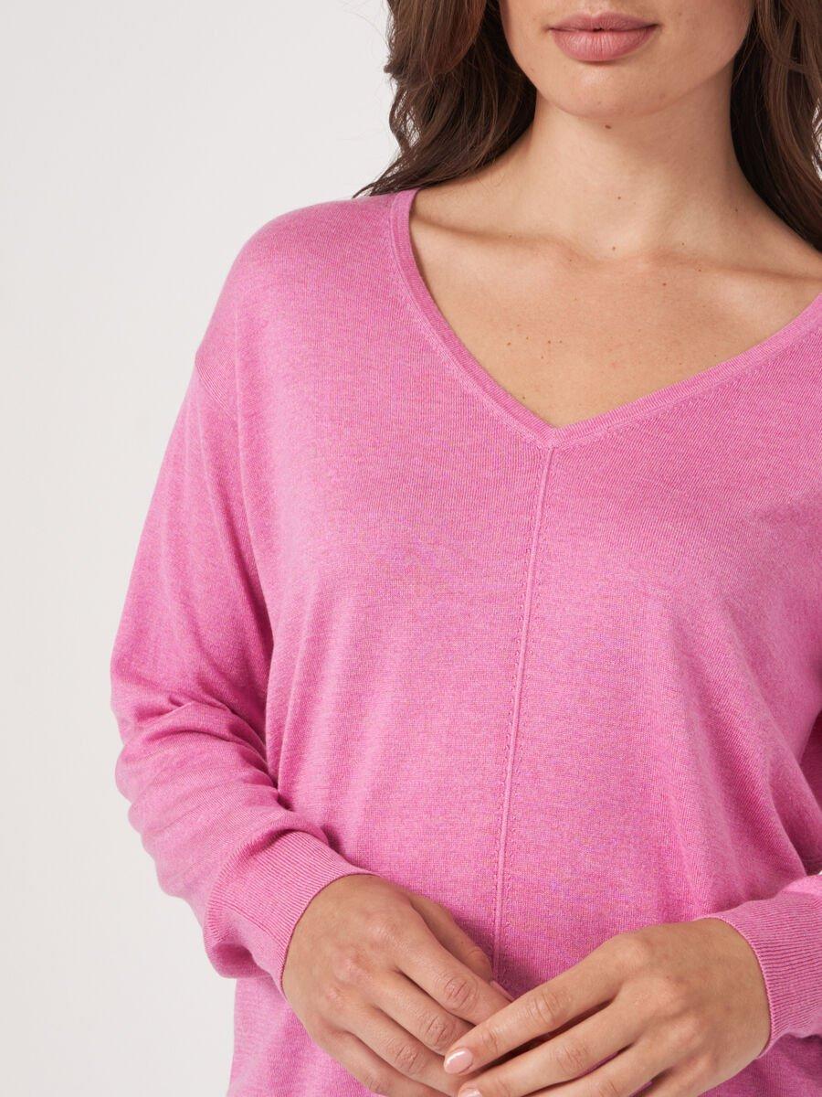 Repeat Cashmere Super Fijngebreide V-hals Trui Van Cashmere-zijdemix