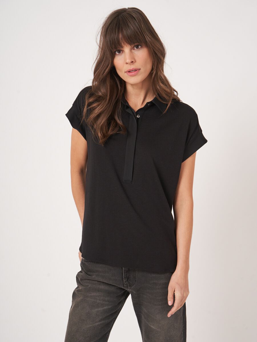 repeat cashmere Top met overhemdkraag en zoom in zijde