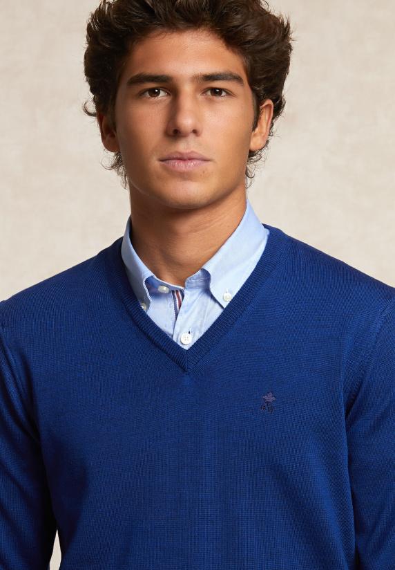 River Woods Custom Fit Basic V-hals Merinotrui Blue Beard Mix