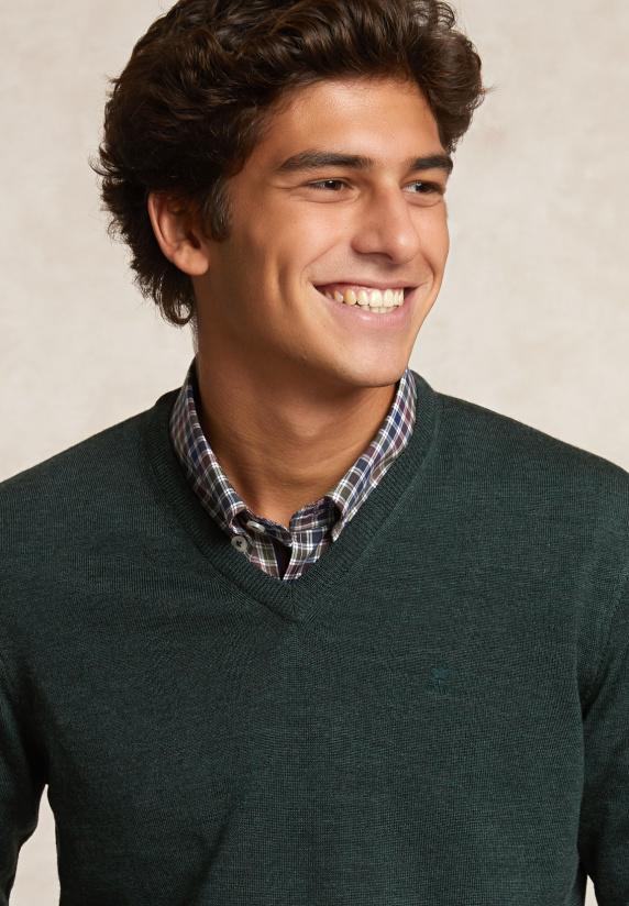 River Woods Custom Fit Basic V-hals Merinotrui Dk Moss Mix