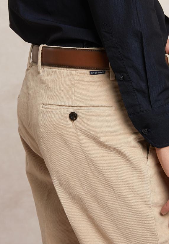 River Woods Fancy Ribfluwelen Stretch Chinobroek Beige