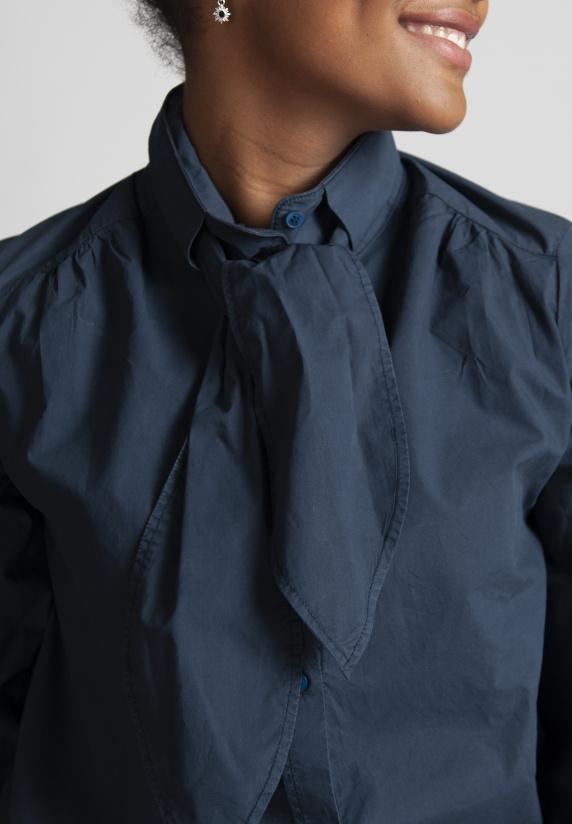 River Woods Blouse Met Sjaal In Blauw