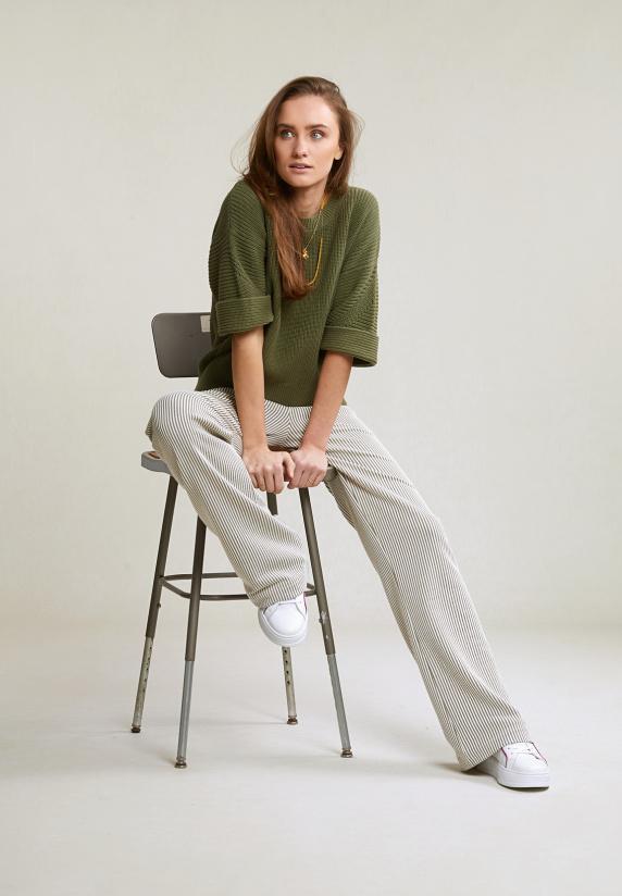 River Woods Kaki Katoenen Trui Ronde Hals