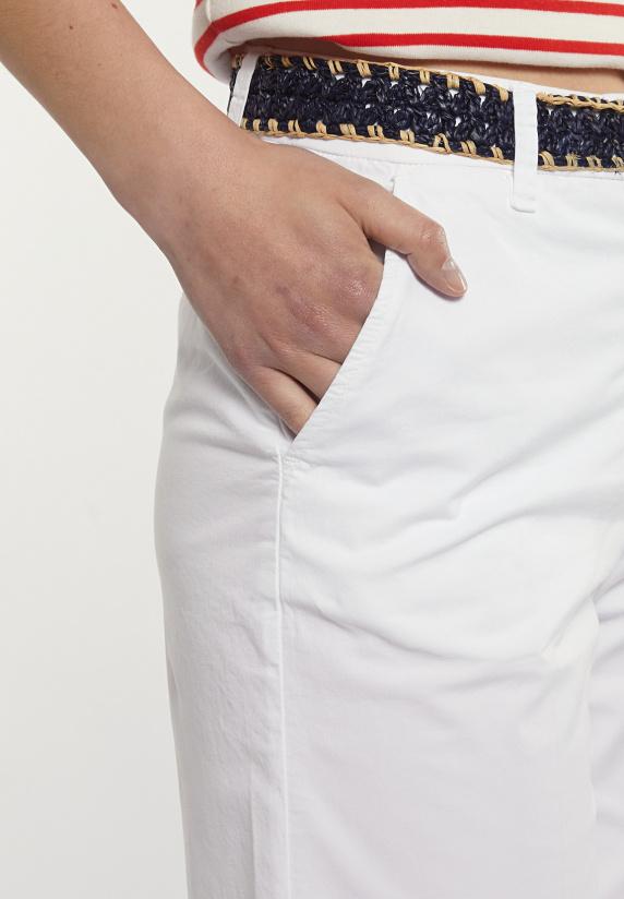 River Woods Katoenen Stretch Bermuda Wit